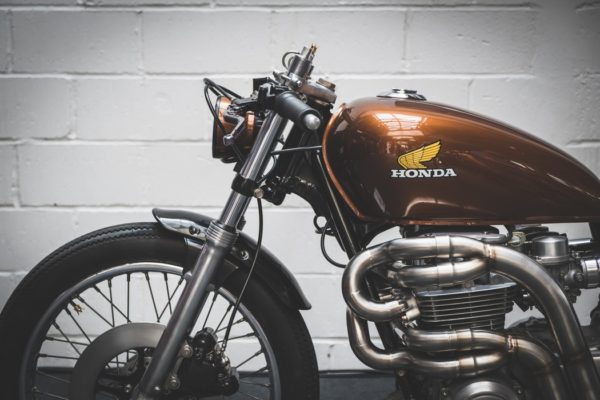 A standing brown moto