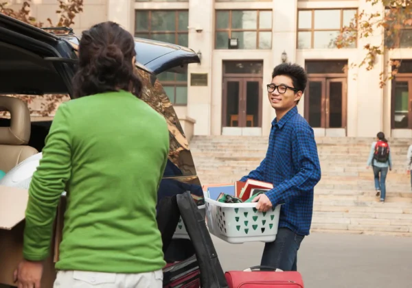 Mon assurance habitation couvre-t-elle mon enfant à l’université ?