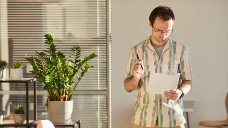 How to Read a Home Insurance Policy in 10 Minutes