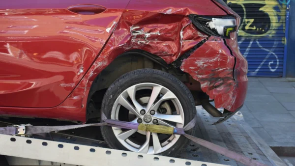 Think Your Car’s a Total Loss Here’s What to Do (and Not Do) - YouSet