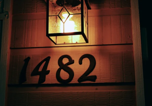 [Checklist] 38 Places to Change Your Address When Moving