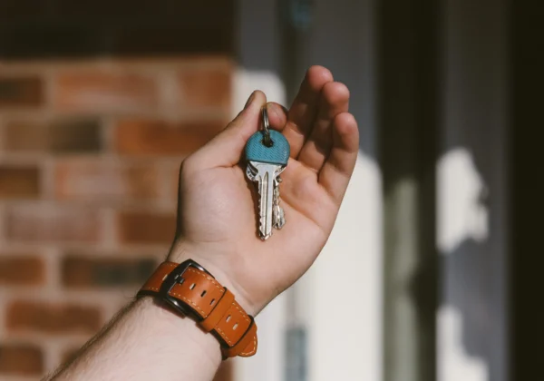 Assurance habitation Sonnet vs YouSet : avantages et inconvénients [2025]