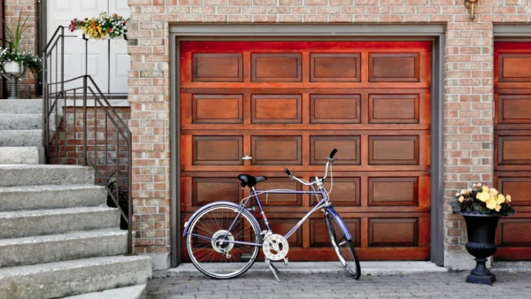 10 Garage Door Security Ideas for Homeowners - YouSet